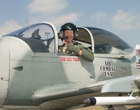 Vuelo en avión de caza L-39 Albatros - 45 minutos - California, USA