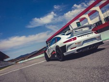 Conduzir Porsche GT3 2 voltas + 1 volta em co-piloto